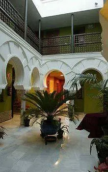בית הארחה Safestay Mezquita Catedral