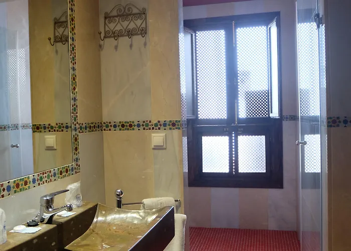 Safestay Mezquita Catedral 2*