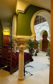 Safestay Mezquita Catedral