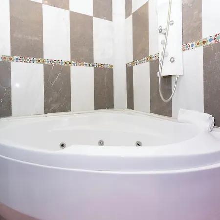 게스트하우스 Safestay Mezquita Catedral 2*