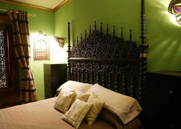 Safestay Mezquita Catedral