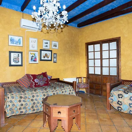 Guest house Safestay Mezquita Catedral 2*